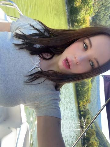 @dashulikkv