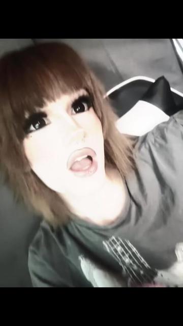 @・𝓒𝓺𝓫𝓮𝓻𝓯𝓪𝓬𝓮・