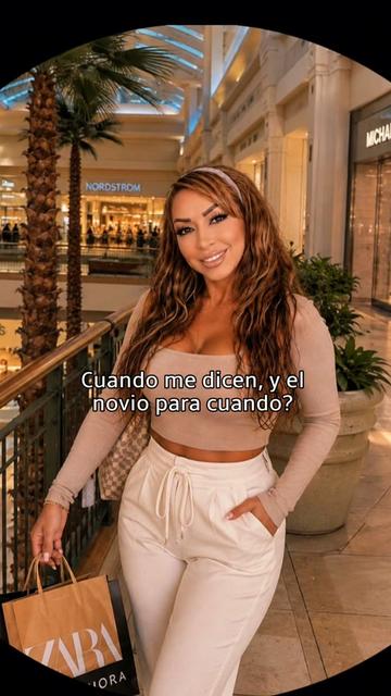 @Liliana Contreras🐥💜🐨🍉✨️👑
