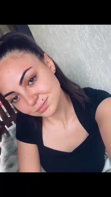 @𝐇𝐞𝐧𝐫𝐢𝐞𝐭𝐭𝐚🤍