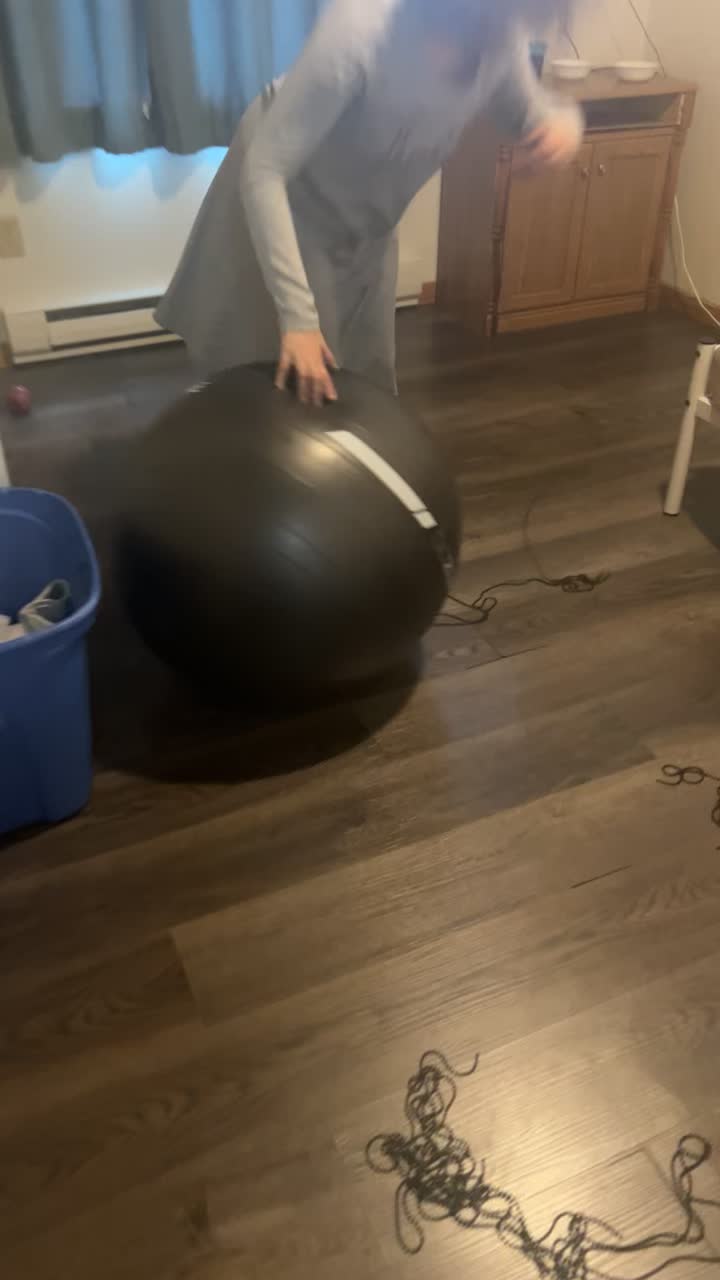 @Hotmomvibes