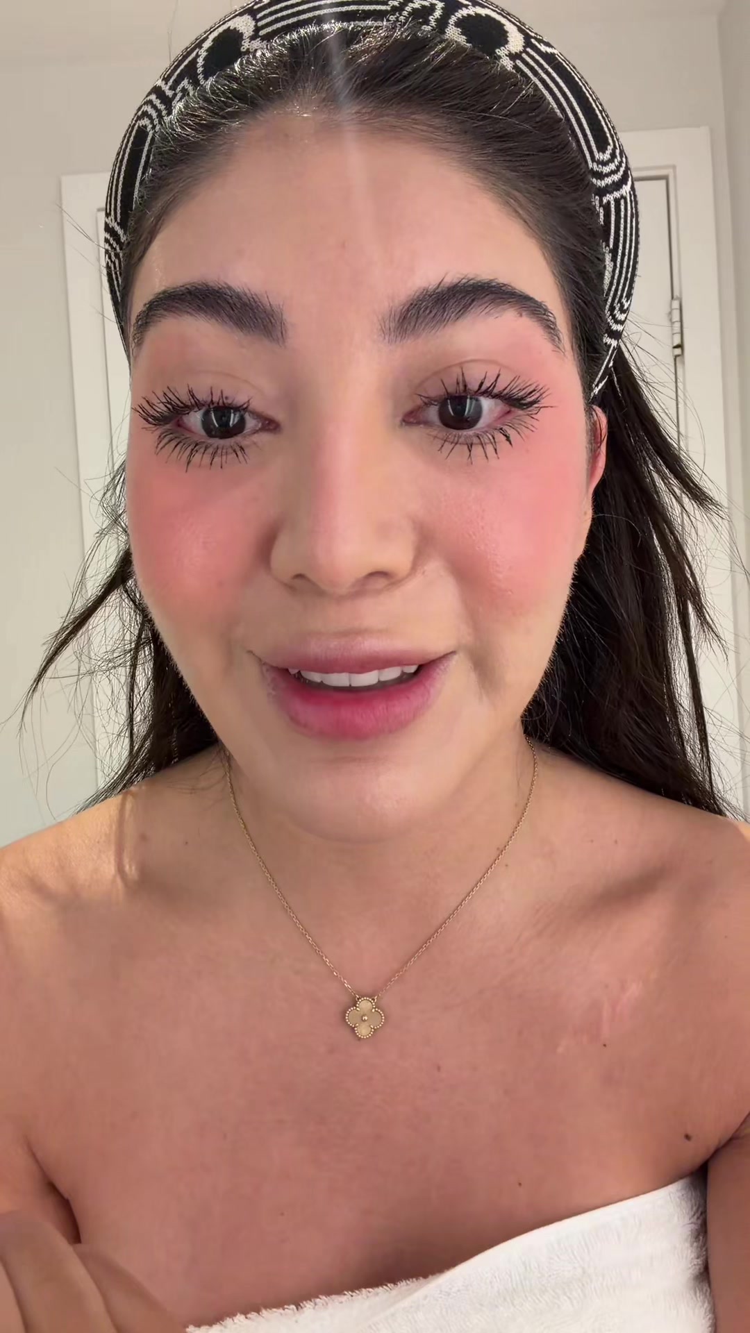 @Diana Fletes Cosmetics