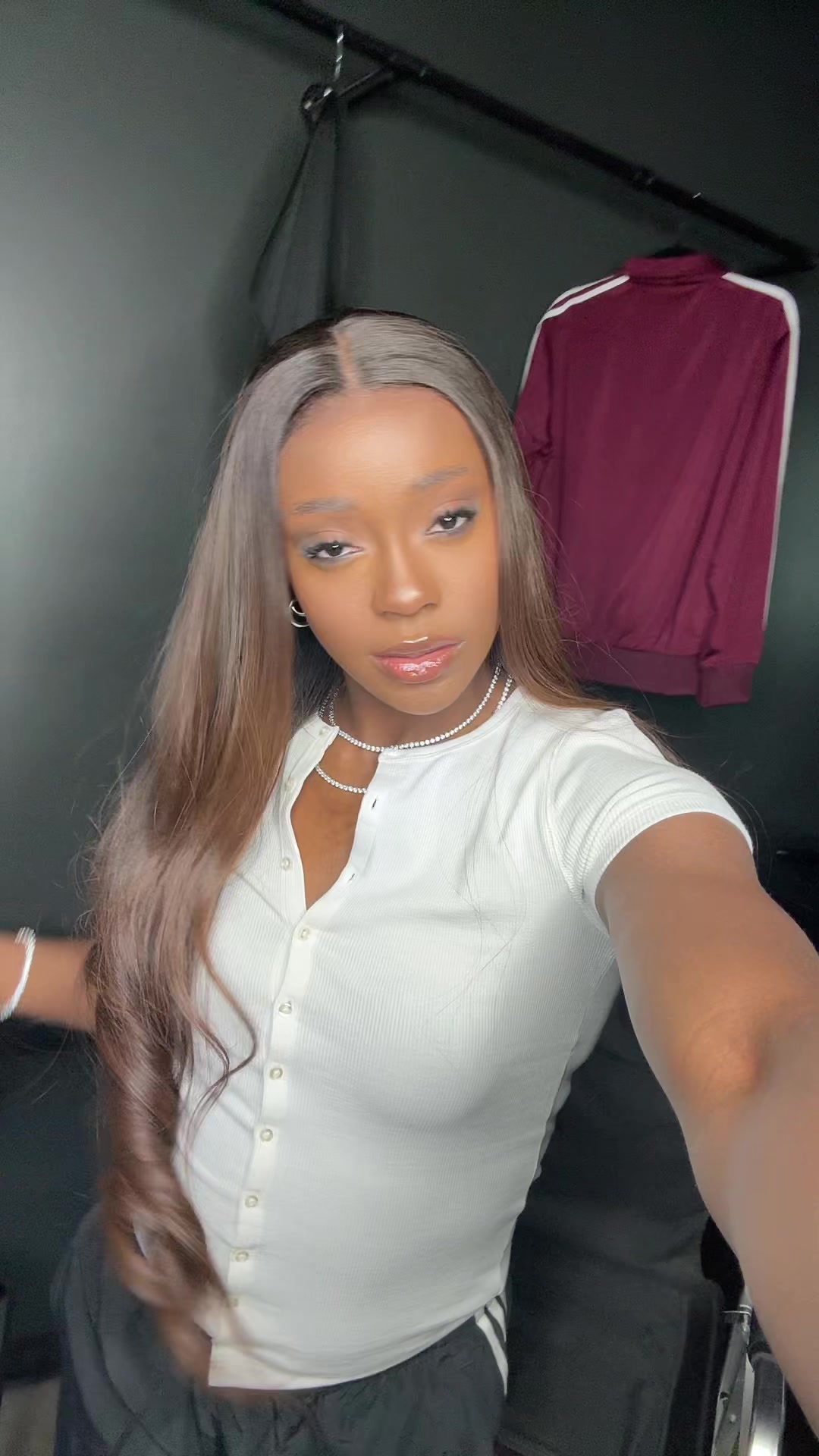 @Hollywood_Raven