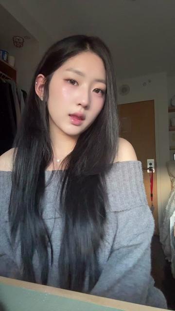 @r𖤐