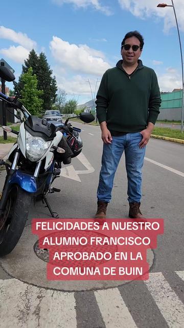 @CLASESDEMOTO.GIXXERMANIA