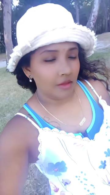 @yovana