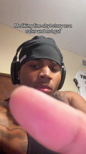 @_deewho