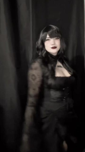 @lamusamika