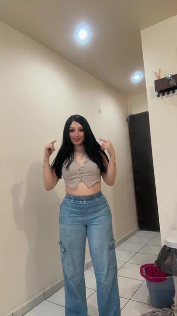 @Itzel Glz👑✨