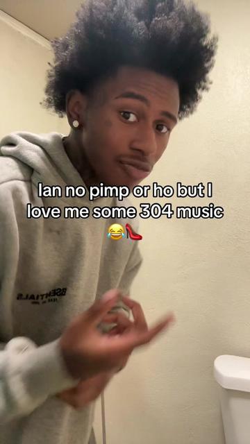 @MoneyMadeRain♛