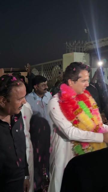 @Makhdoom Hashim Javan Bakht