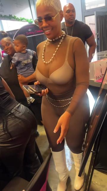 @Chareece Carter325