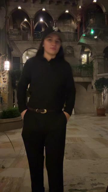 @isabella