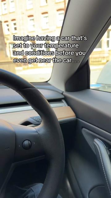 @RoadsterAlex