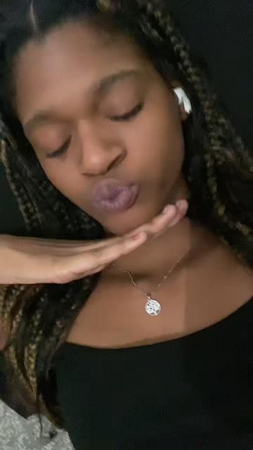 @LariahDeanne