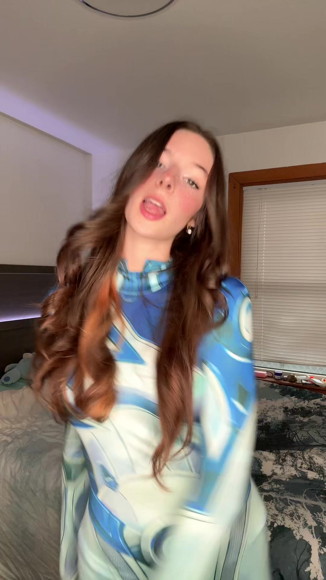 @EllaBloom