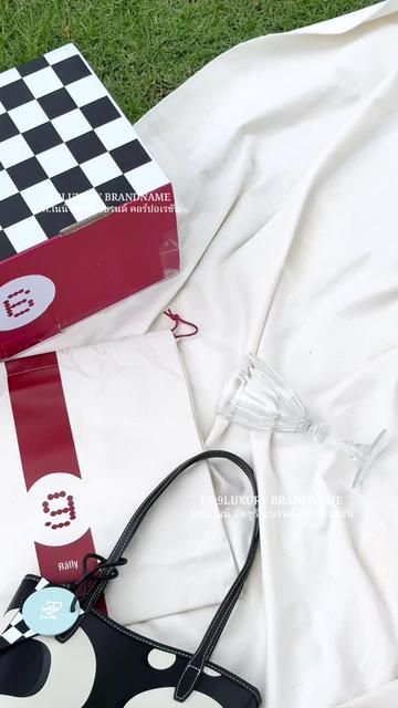 @9LUXURY BRANDNAME