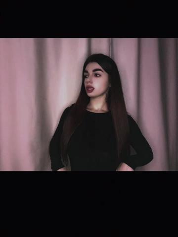 @Alina🦋✨