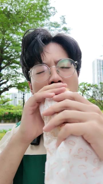 @Mister Vịt