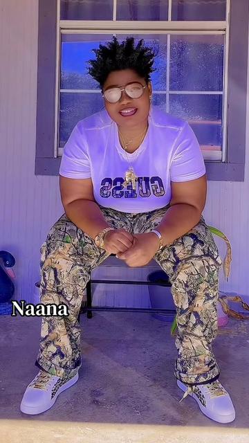 @naana