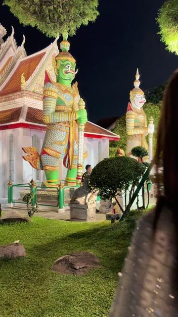 @Sarocha Pornchai