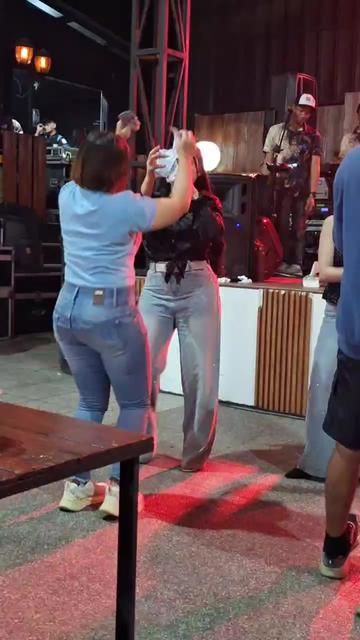@MoZza RATu GeBOY💃💃