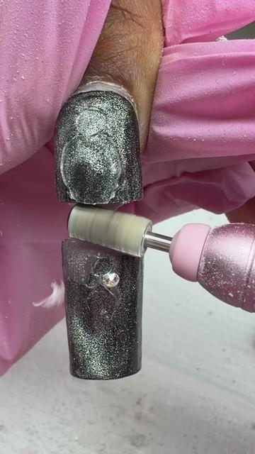 @Vanesnail Creations