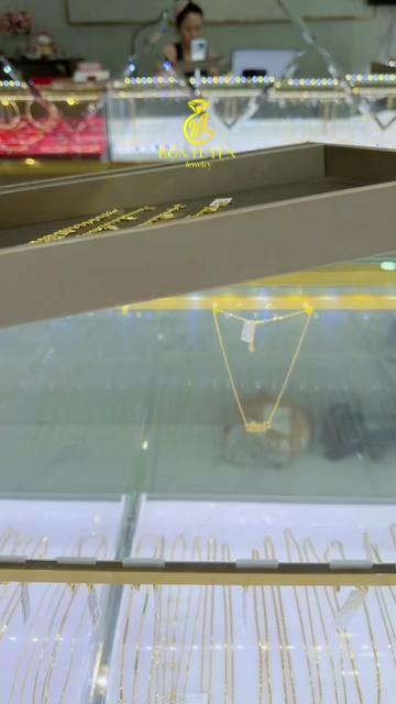 @Bốn Luyện Jewelry