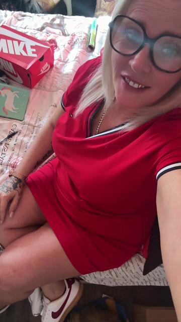 @FirsstLady