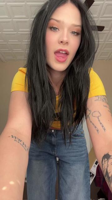 @kara♌️🖤