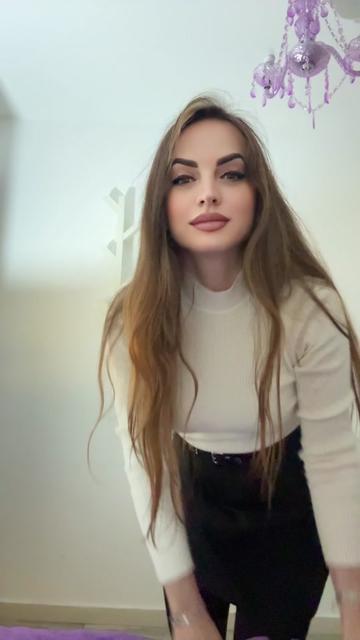 @Alina Elena156