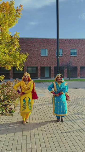 @Bhangra_with_majajanzz