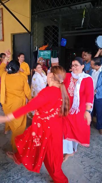 @उमा बिडारी 💕