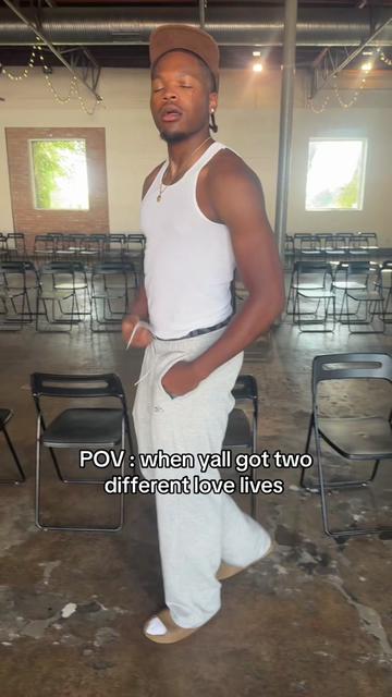 @_deewho