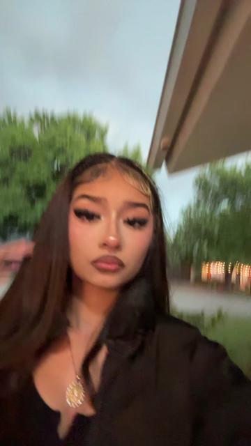@￶