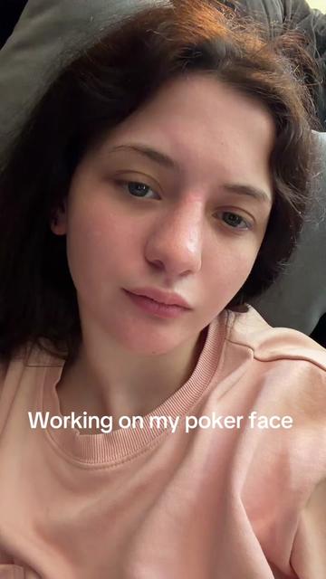 @roses_r_blue