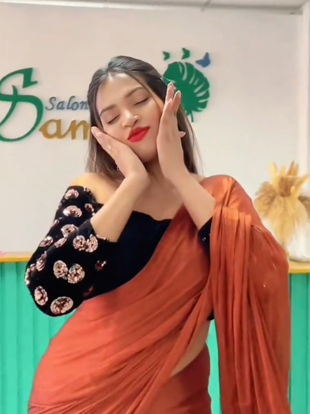 @Sew🌹