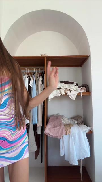 @Mira May
