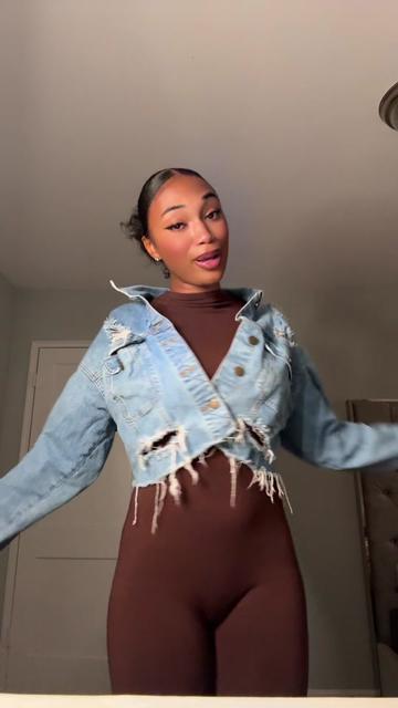 @TheRealGoldenbeautii