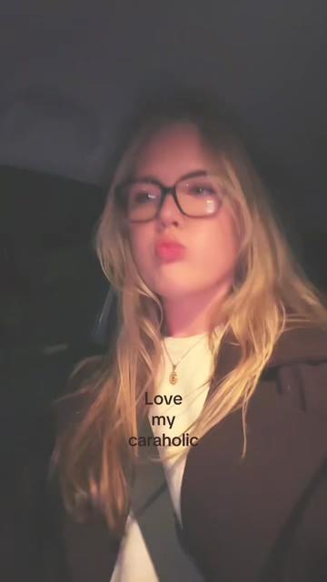 @fleuribelli