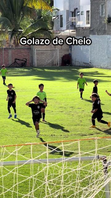 @Los Macías