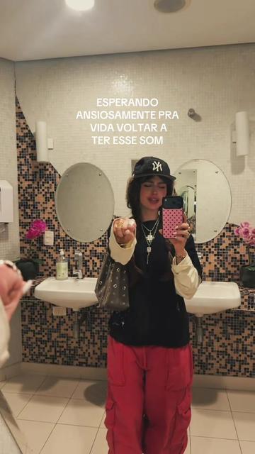 @isadoraraymundi