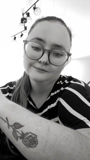 @Karelia 🌸🦋