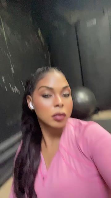 @Sashakaysbeauty