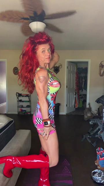 @RedneckBaddie