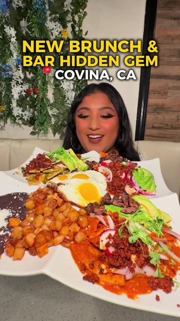 @LATINA FOODIE LA