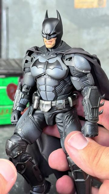 @Mikes_Collectibles