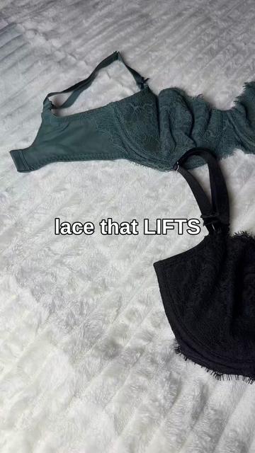 @glowupessentialsss