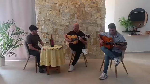 @Julián García