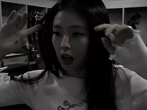 @𝔏𝔲𝔥 🦇